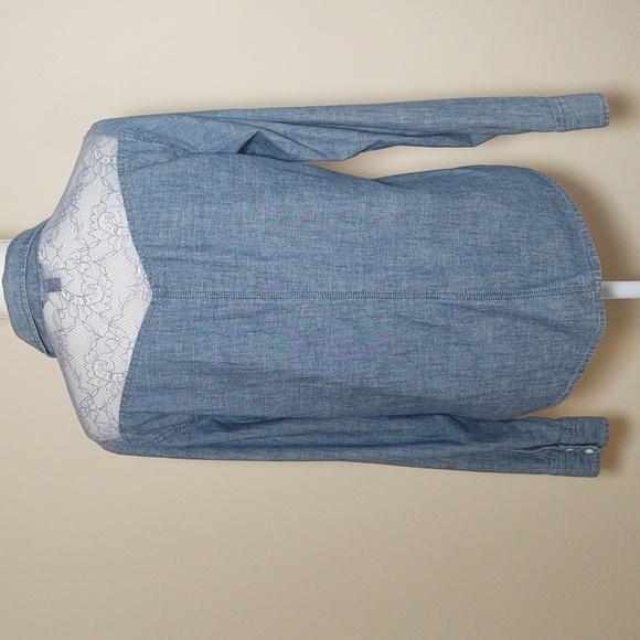 American Eagle Outfitters Women's Long Sleeve Lace Yoke Button Up Shirt - Picture 3 of 11